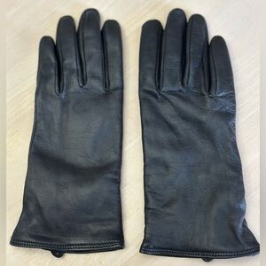 NEVER WORN Charter Club Leather Gloves